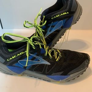 Brooks Cascadia 12 Trail Shoes, Mens size 10